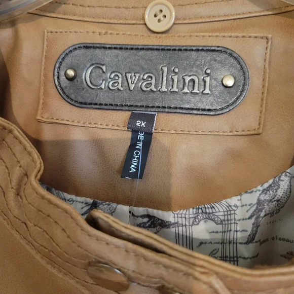 NWOT SIZE 2X. WOMENS JACKET WITH DETACHABLE HOOD - Picture 4 of 16